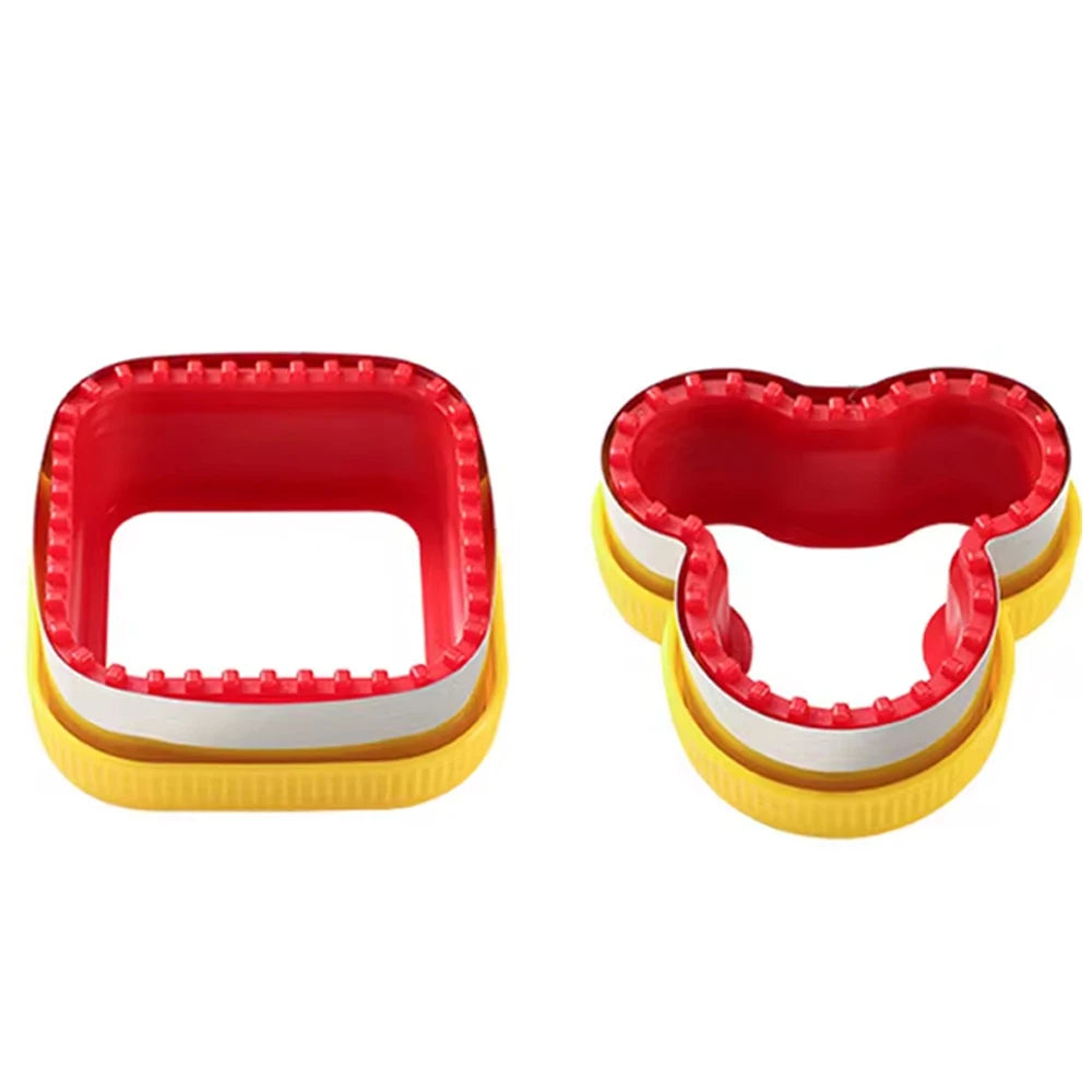 1PCS Geometric Sandwich Cutter & Sealer Set – Food-Grade PP Sandwich Mold for Kids | Cartly Kitchen